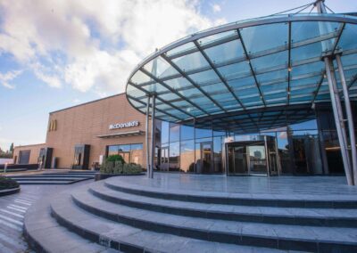 Shulevan Shopping Center